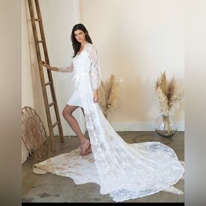 Long Lace Wedding Robe